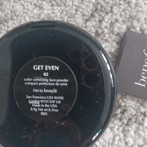 Benefit Powder - Picture 4 of 6